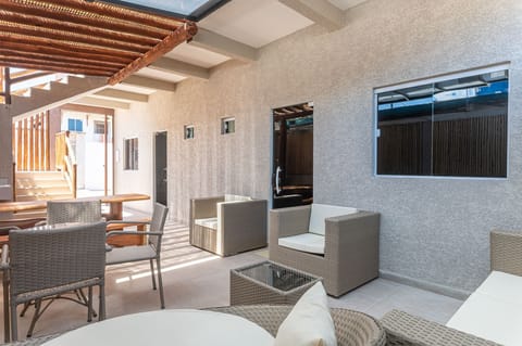 Suite | Outdoor dining