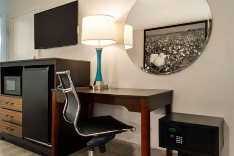 Desk, blackout drapes, free cribs/infant beds, free WiFi