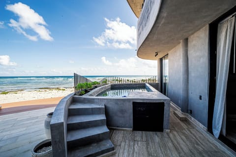 Private pool