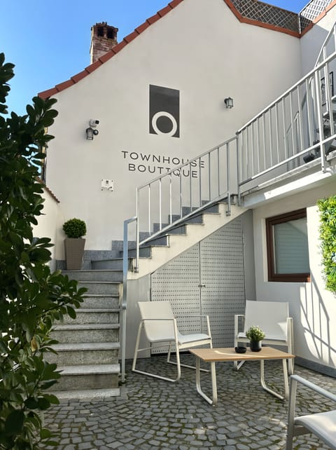 Superior Double Room, Courtyard View | Free WiFi