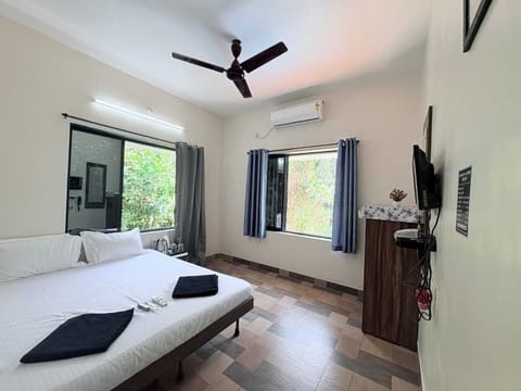 Deluxe Double Room | Free WiFi