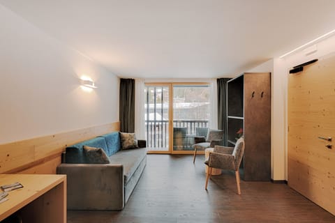 Exclusive Suite, Balcony, Mountain View | Free WiFi, wheelchair access