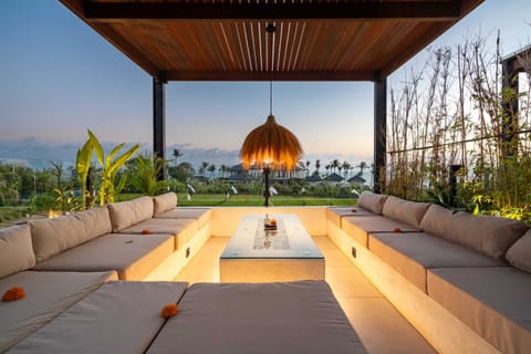 Basic Villa | Terrace/patio