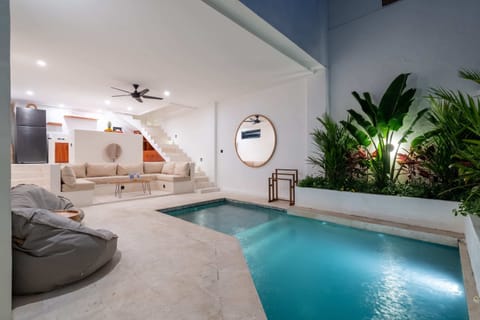 Basic Villa | Pool | Outdoor pool