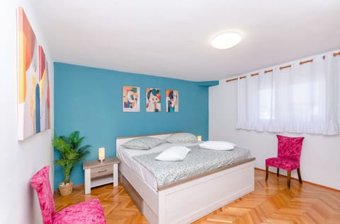 Apartment (A1) | Iron/ironing board, WiFi (free)