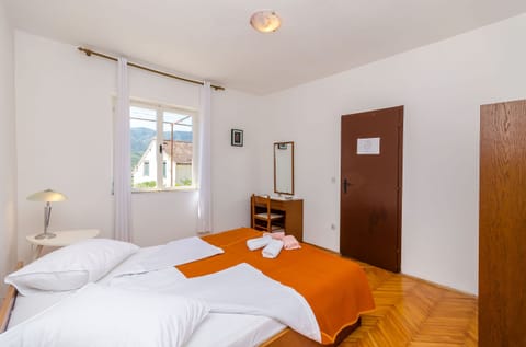 Apartment (A1)
