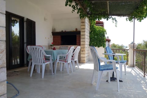 Apartment (A1) | Terrace/patio