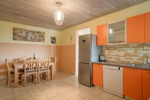 House | Private kitchen