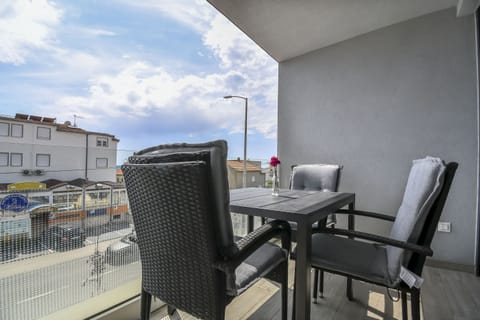 Apartment (A1) | Balcony