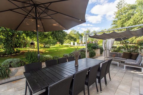 House | Terrace/patio