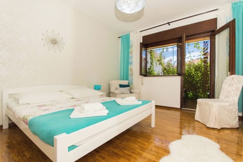 Apartment (A1)