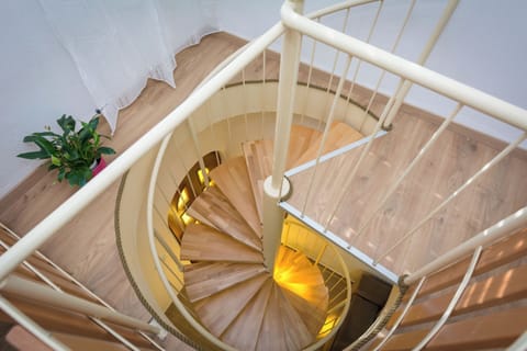 Studio (A1) | Staircase