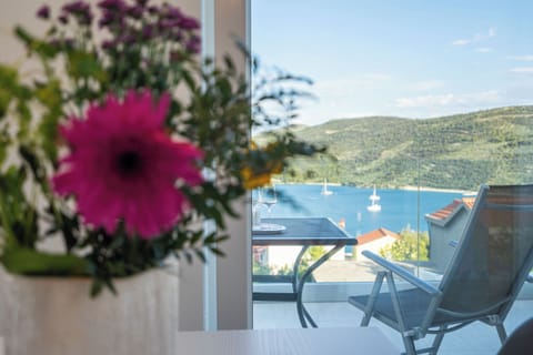 Apartment (A1) | Balcony