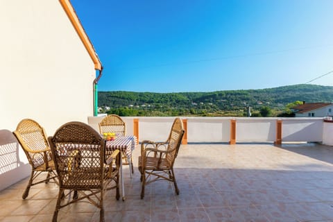 Apartment (A1) | Terrace/patio