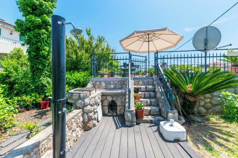 BBQ/picnic area