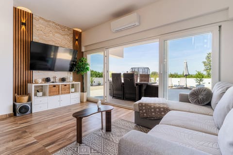 Villa | Living room | Smart TV