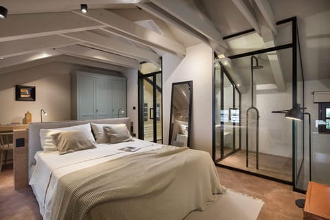 Villa | In-room safe, iron/ironing board, free WiFi