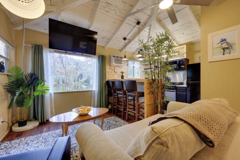 House (1 Bedroom) | Interior