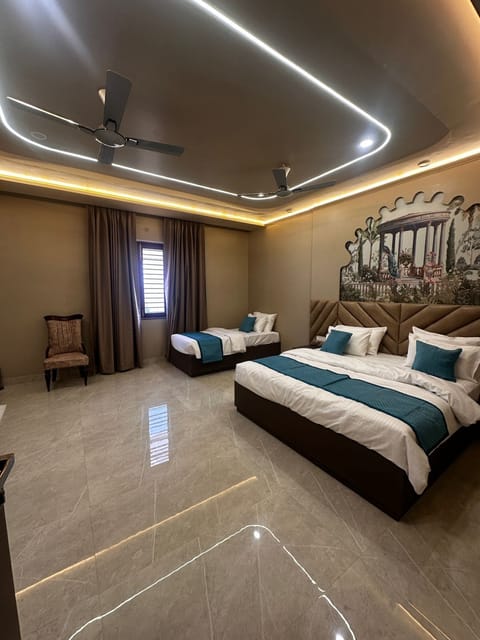 Luxury Triple Room | Egyptian cotton sheets, premium bedding, down comforters