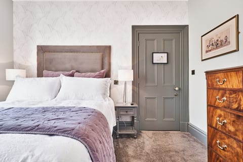 Double Room | Free WiFi