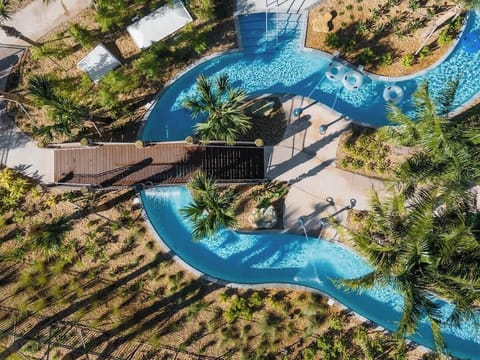 3 outdoor pools