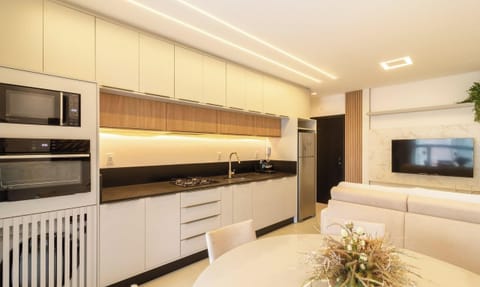 Basic Apartment | Private kitchen