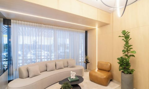 Basic Apartment | Living area | TV