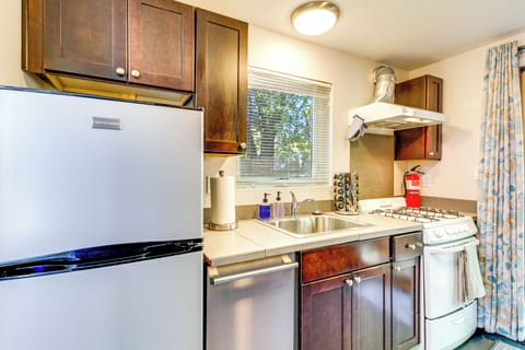 House (1 Bedroom) | Interior