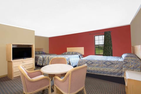 Desk, blackout drapes, iron/ironing board, free WiFi