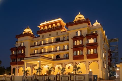 Front of property - evening/night
