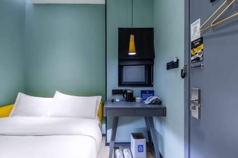 Basic Double Room | Free WiFi