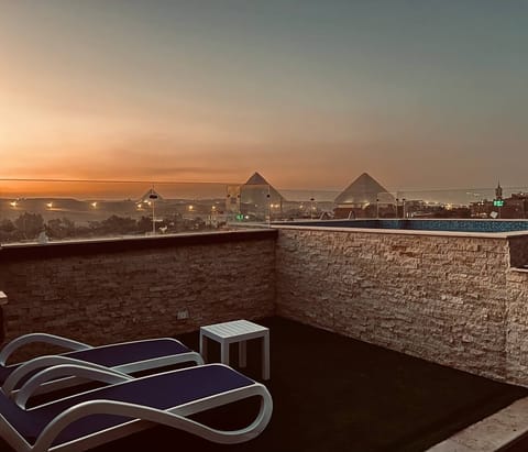 Outdoor pool, free cabanas, pool umbrellas