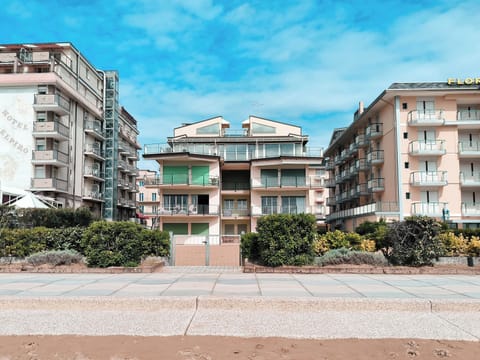 Apartment, 2 Bedrooms, City View | Exterior