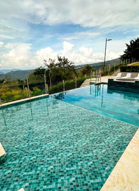2 outdoor pools