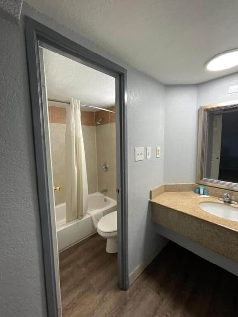Comfort Single Room | Bathroom
