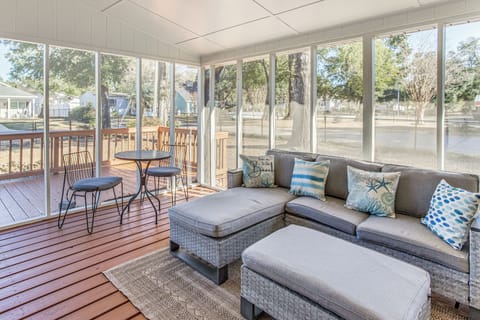 House (3 Bedrooms) | Front of property