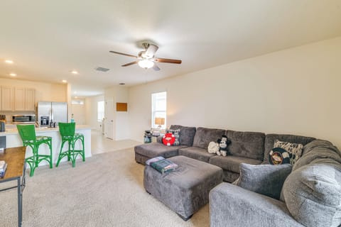 House (3 Bedrooms) | Interior