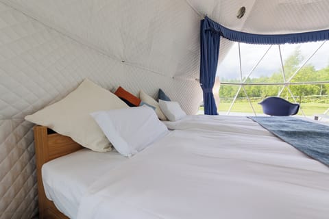 Tent, Mountain View | Blackout drapes