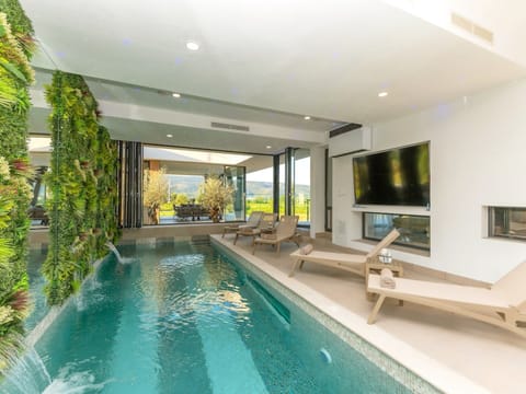 Villa | Pool | Outdoor pool
