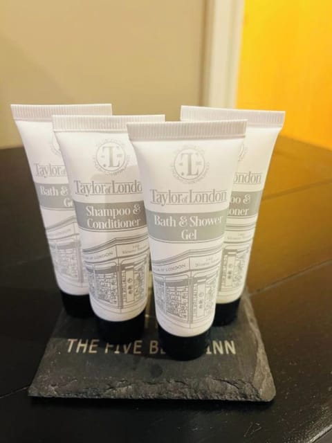 Standard Double Room | Bathroom amenities | Combined shower/tub, hair dryer, towels, soap