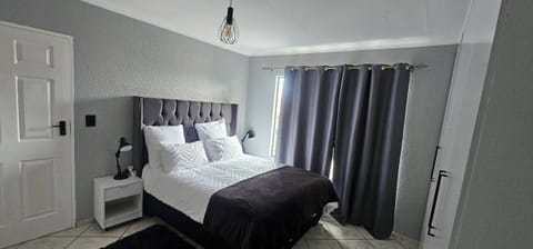 House, 3 Bedrooms, Smoking | 3 bedrooms