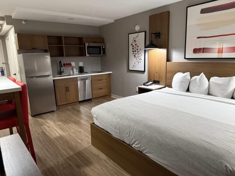 Blackout drapes, iron/ironing board, free WiFi