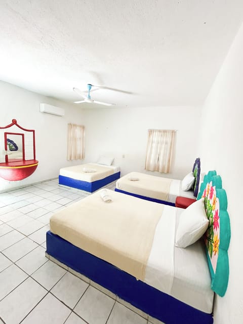 Comfort Triple Room | Free WiFi, bed sheets