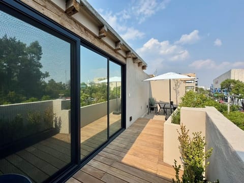 Comfort Loft, City View | Terrace/patio