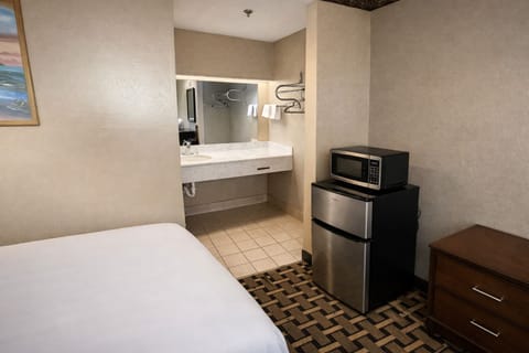 Combined shower/tub, hair dryer, towels, soap