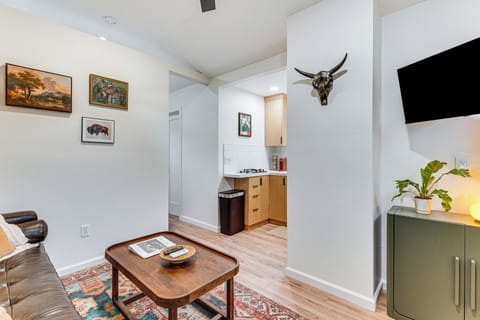 House (1 Bedroom) | Interior