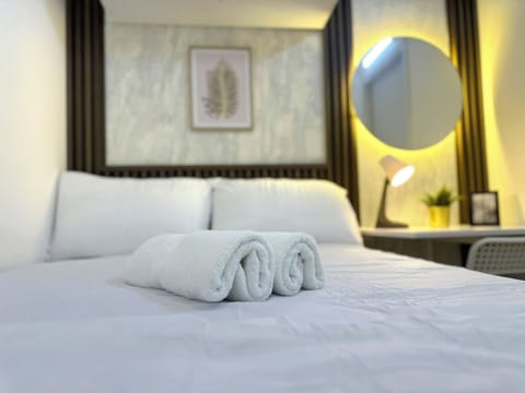 Economy Double Room Single Use | Desk, laptop workspace, iron/ironing board, free WiFi