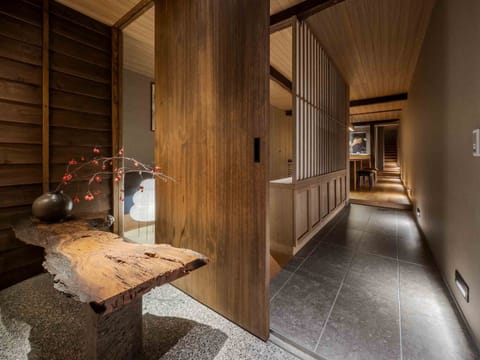 Traditional House, 4 Bedrooms, Kitchen, Garden View | Interior
