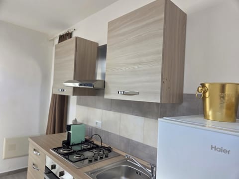 Comfort Triple Room, 1 Bedroom, Terrace, Sea View | Private kitchenette | Espresso maker, electric kettle