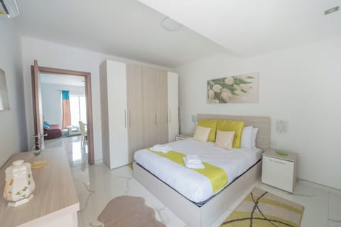 Apartment, City View | Blackout drapes, iron/ironing board, free WiFi
